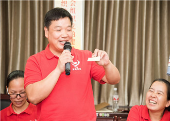 陳斌：公益是一種信仰，何樂不為？