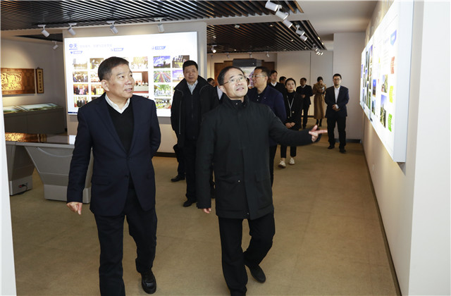 浙江省委常委、政法委書記王昌榮走訪調(diào)研中天控股集團(tuán)總部時指出 ——保持“親清”政企關(guān)系，為企業(yè)做實事、解決實際困難