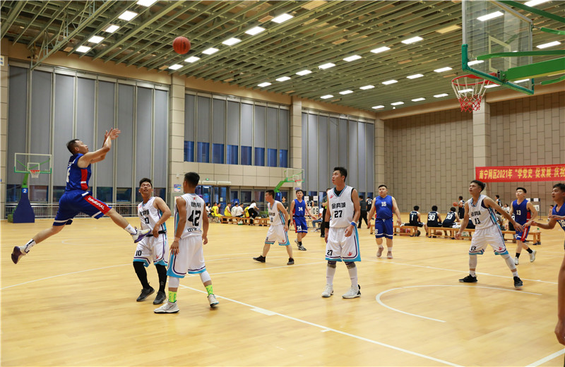 2021年6月，第七屆“安全杯”籃球聯(lián)賽在中天八建內部展開，精準的投籃、焦灼的對抗，披上戰(zhàn)服，用熱情戰(zhàn)勝酷暑，用實力征服中天同仁！