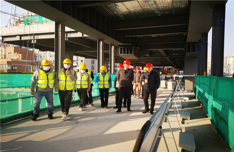 2021年12月14日，中天三建金地商置華東長(zhǎng)寧新華路商辦項(xiàng)目成功召開金地商置華東區(qū)域現(xiàn)場(chǎng)觀摩會(huì)。