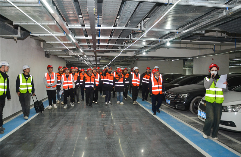 2023年11月25日，武漢市建筑業(yè)企業(yè)機(jī)電安裝施工現(xiàn)場交流會暨工程觀摩會在中天智匯安裝武漢阿里巴巴華中總部項(xiàng)目順利召開。