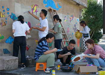 資助中國(guó)美術(shù)學(xué)院困難學(xué)生