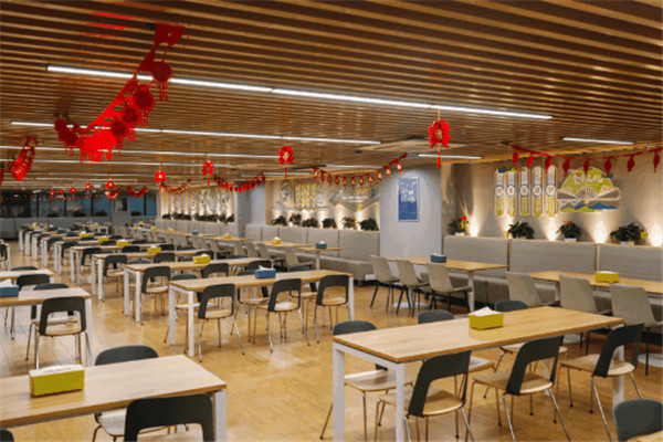 就餐環(huán)境.jpg
