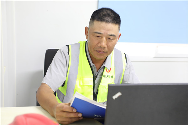 16945940304571553fEm.jpg 0C9A0274.jpg