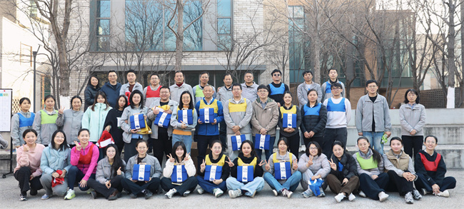 1764036282394338D1Me.jpg 合影.jpg